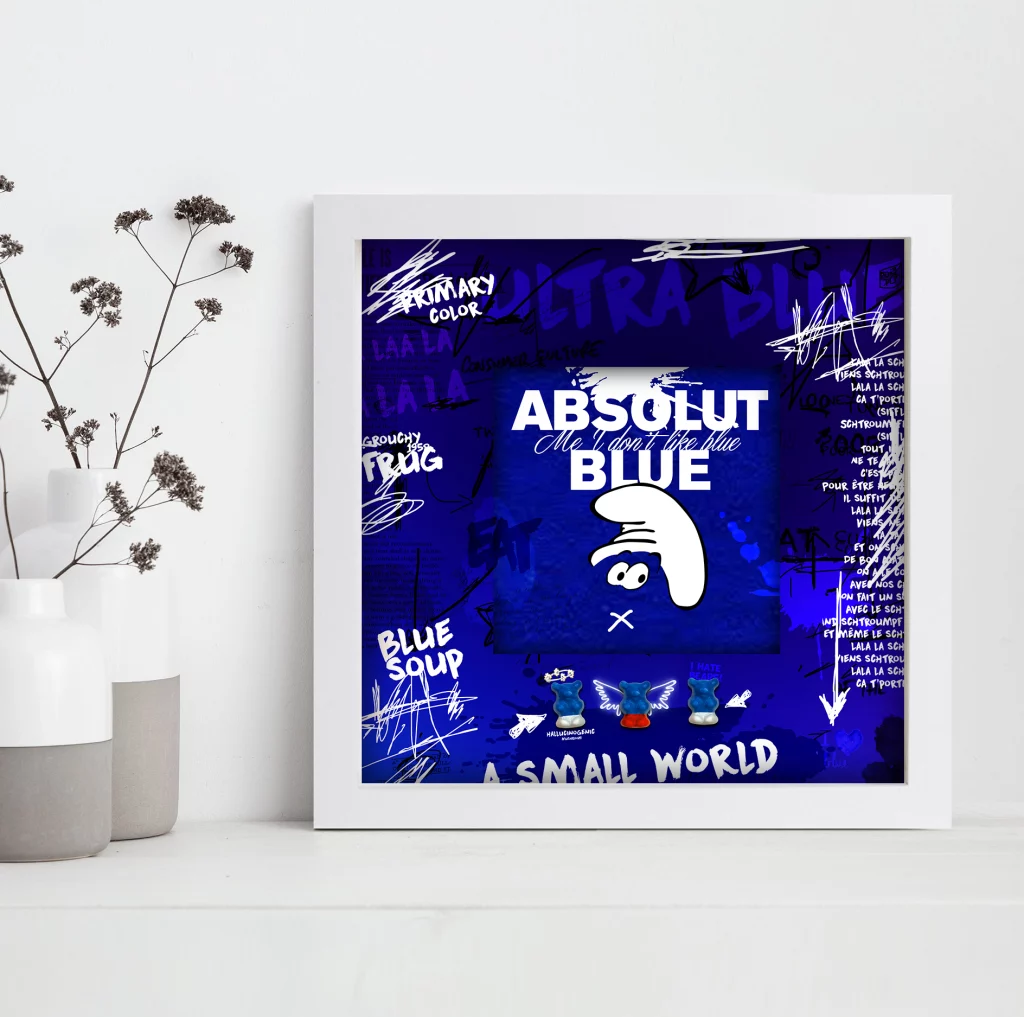ABSOLUT BLUE, Œuvre originale signée par Stéphane Gautier, édition limitée de 20 ex, livrée avec certificat d’authenticité, 27 x 27 cm. White wood frame, Mixed media ABSOLUT BLUE, Œuvre originale signée par Stéphane Gautier, édition limitée de 20 ex, livrée avec certificat d’authenticité, 27 x 27 cm. White wood frame, Mixed media