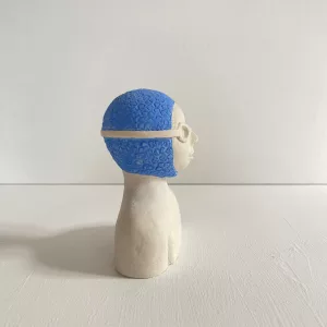 Incognito au bonnet bleu
