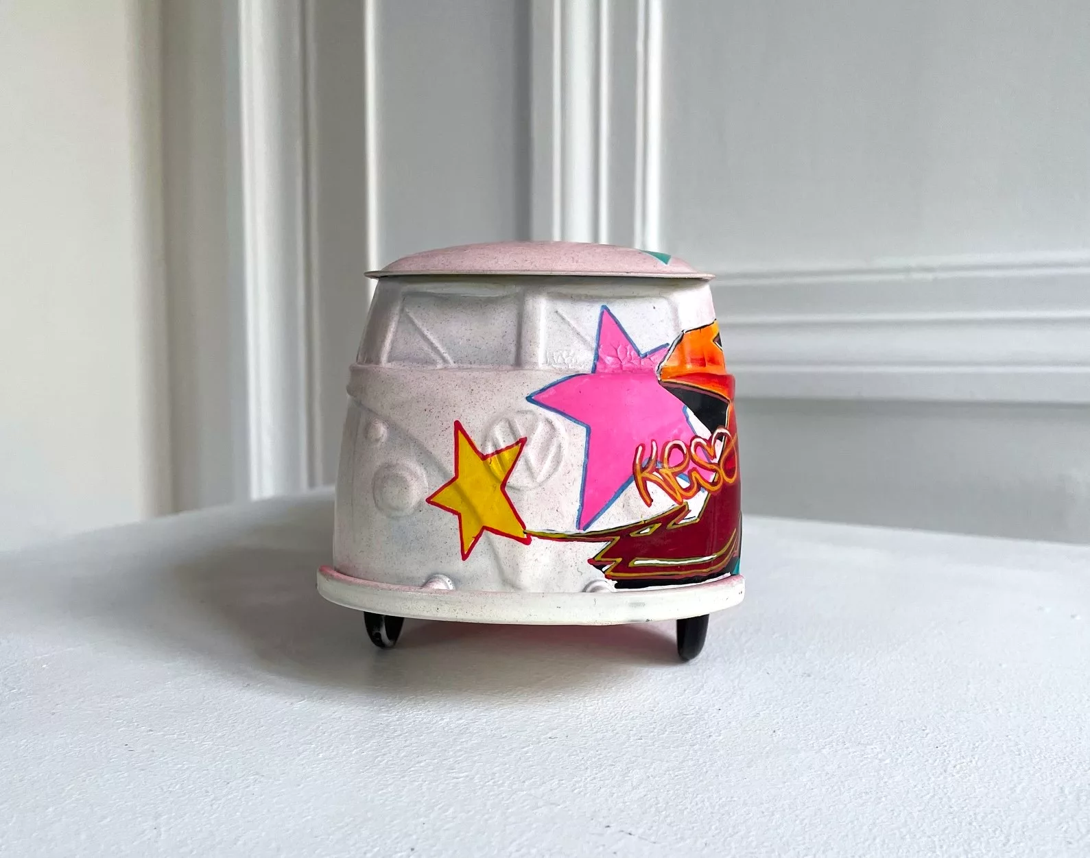 Combi pink green 10x22x9cm, Kesa Graffiti (5) Combi pink green 10x22x9cm, Kesa Graffiti (5)