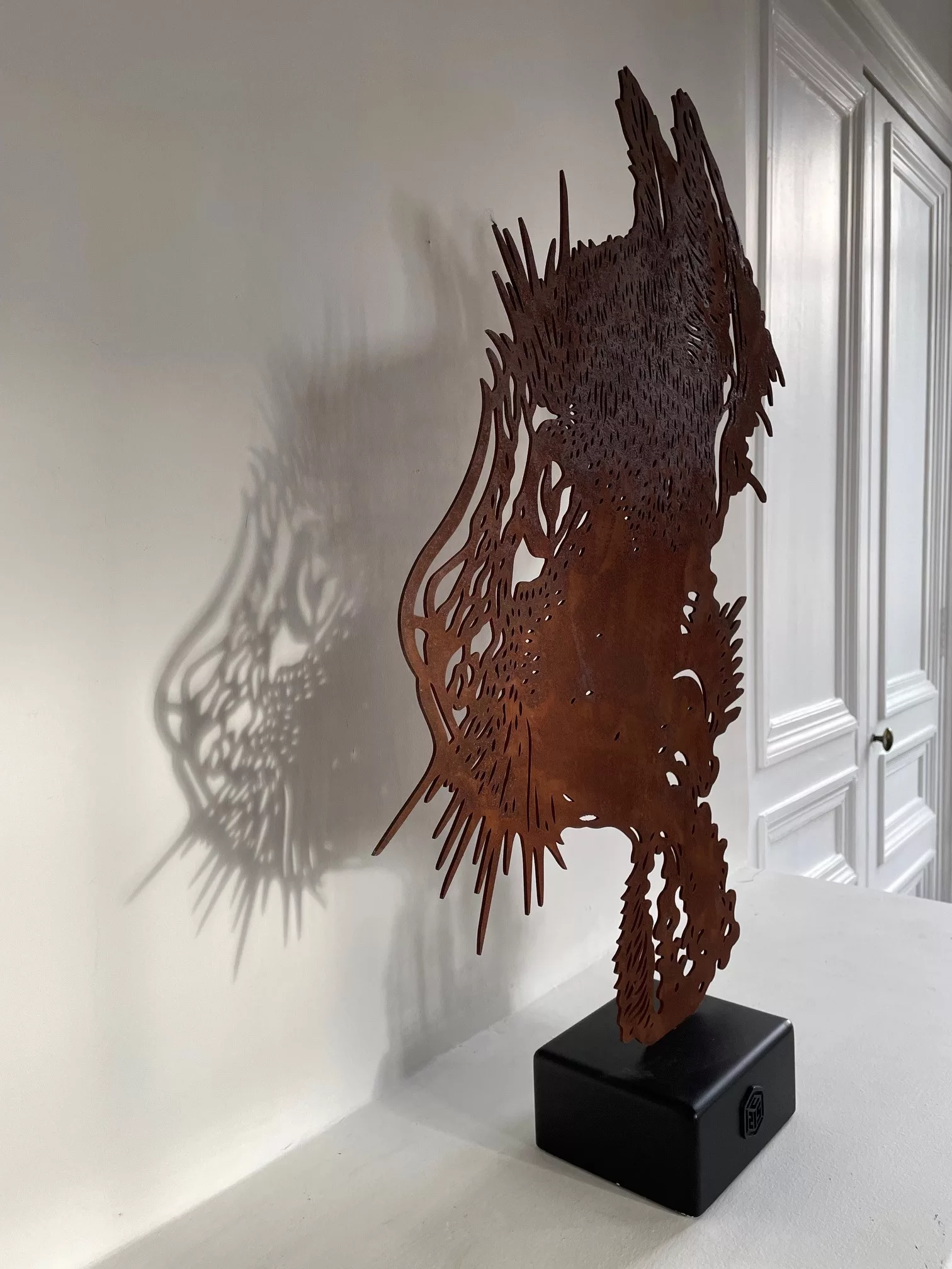 Félix, 76x46x13cm, acier oxydé, C215, EA Félix, 76x46x13cm, acier oxydé, C215, EA