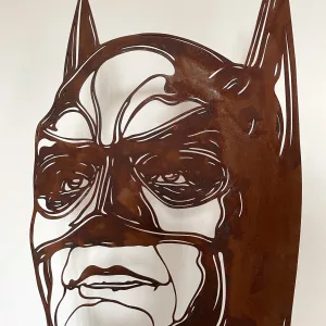 Sculpture Batman, acier oxydé sur socle, n° 1, 64x81x13cm, C215 (5)