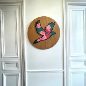 Ami imaginaire Spring break dove, aerosol spray and acrylic on wood, diameter 70cm, 1/1