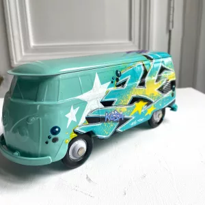 Tagged utrquoise blue metal WV combi painted by Kesa Graffiti (5)