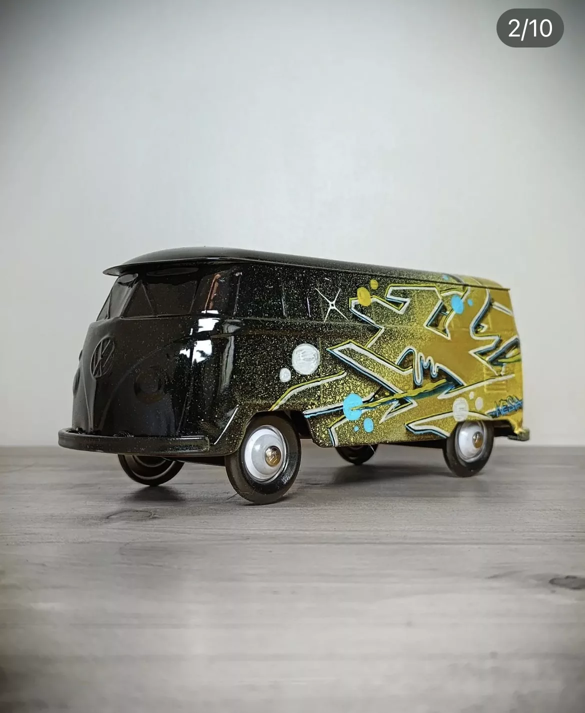 Combi metal tagged by Kesa graffiti with spray can graffiti art