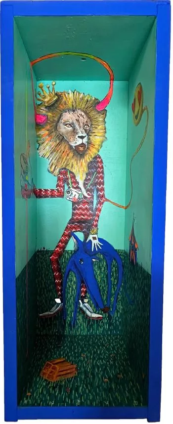 Lion man, spray, acrylic and pastel on wood, 50x20x16cm, Enivo