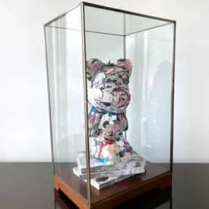 Manga Bear by Stéphane Gautier, folded manga pages in the shape of a teddy bear, 49x30x22cm, one-of-a-kind (7)