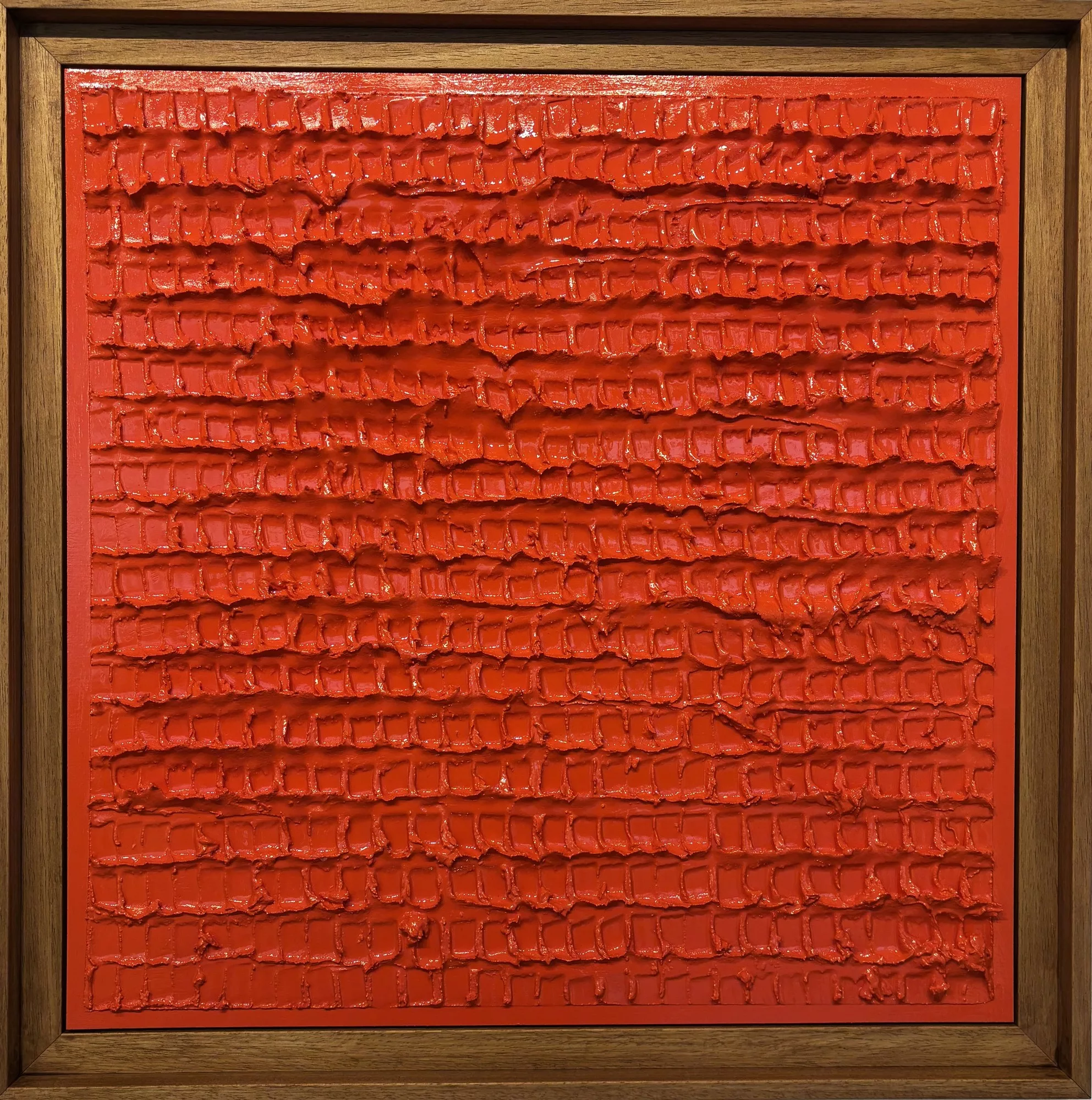 Bas relief abstrait Pulp, Alexandre Geoffroy, 50x50cm, platre, bombe aerosol, vernis, caisse americaine bois naturel (1)
