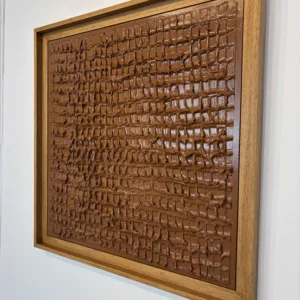 Bas relief chocolat, Alexandre Geoffroy, 50x50cm, Platre, bombe aérosol et vernis, caisse americaine bois naturel teinte (2)
