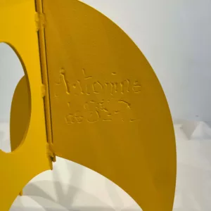 Le baiser jaune, 56 x 25 x 24 cm, metal découpé peint signée, Antonine de Saint Pierre (6)
